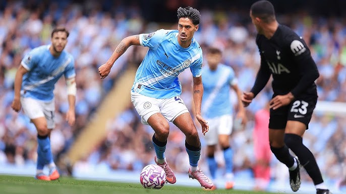 Tijjani Reijnders Salah Satu Play Maker Lini Tengah Yang Handal