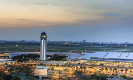 Vietnam Makin Menggila! Destinasi Wisata Favorit Dunia Kini Kian Mudah Dijangkau