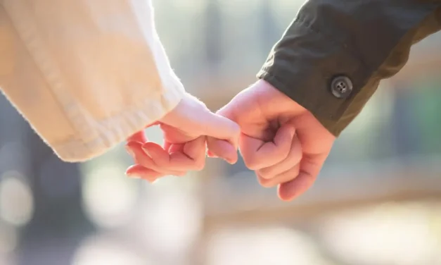 Putus Berkali-kali, Pola yang Sama Terulang: Apa Kata Psikologi?