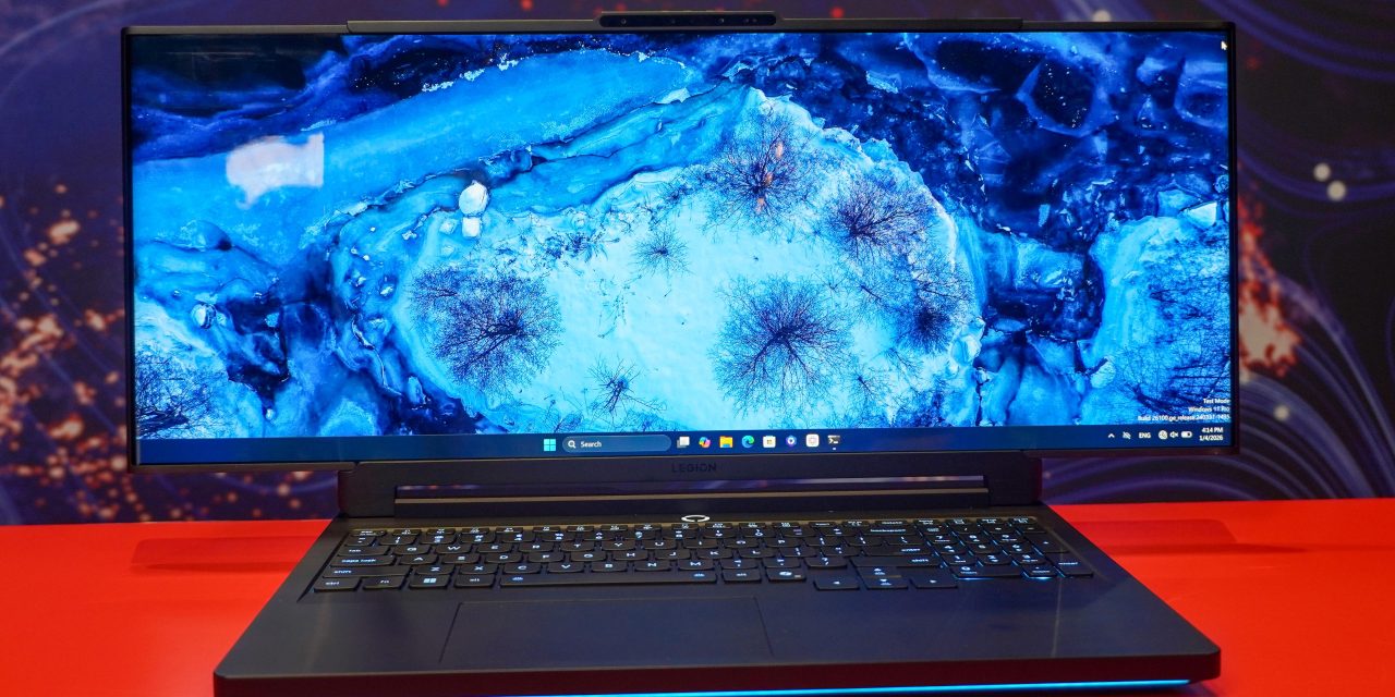Lenovo Gegerkan CES 2026 dengan Laptop Gaming Layar Gulung Pertama di Dunia