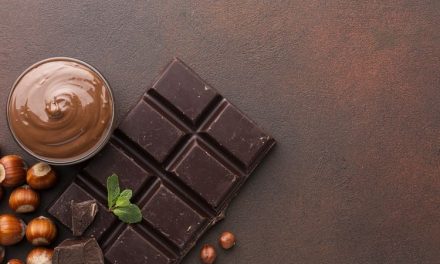 Tak Sekadar Camilan, Cokelat Hitam Disebut Berperan dalam Penuaan Sehat