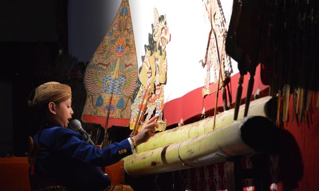 Heboh! Aksi Dalang Bocah Buktikan Wayang Masih Dicintai Anak Muda