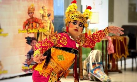 Seniman Muda Indonesia Guncang Malaysia Lewat Aksi Budaya Spektakuler