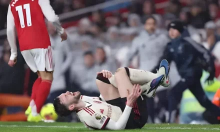 Drama Emirates! Cedera Serius Conor Bradley Bikin Liverpool Kehilangan Pilar Utama