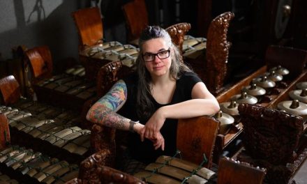 Belajar Kendang di Bali, Dosen MIT Bongkar Rahasia Teori Musik Dunia