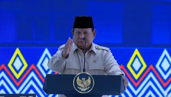 Momen Tak Terduga Prabowo di Balikpapan: Gubernur dan Wali Kota Tertukar