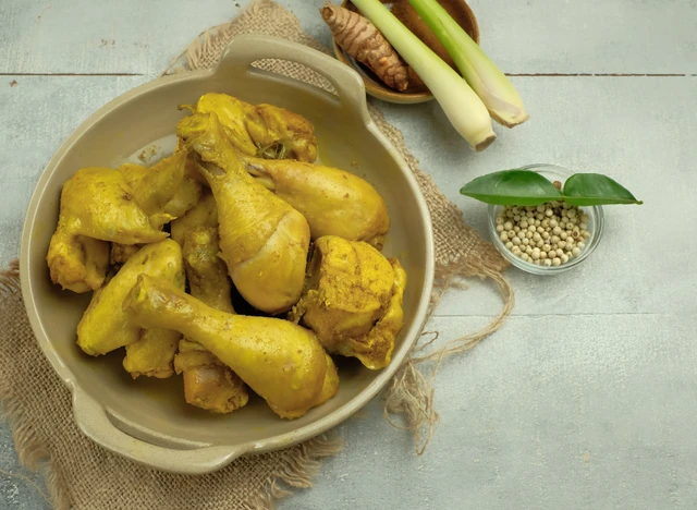 Meal Prep Anti Ribet: Cara Ungkep Ayam yang Lagi Viral