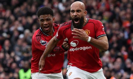 Old Trafford Bergemuruh! Manchester United Tekuk Tottenham 2-0”