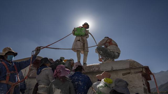 Budaya Kerja 996 Bukan Hal Baru, China Sudah Terbiasa Kerja Berat Sejak Era Kekaisaran