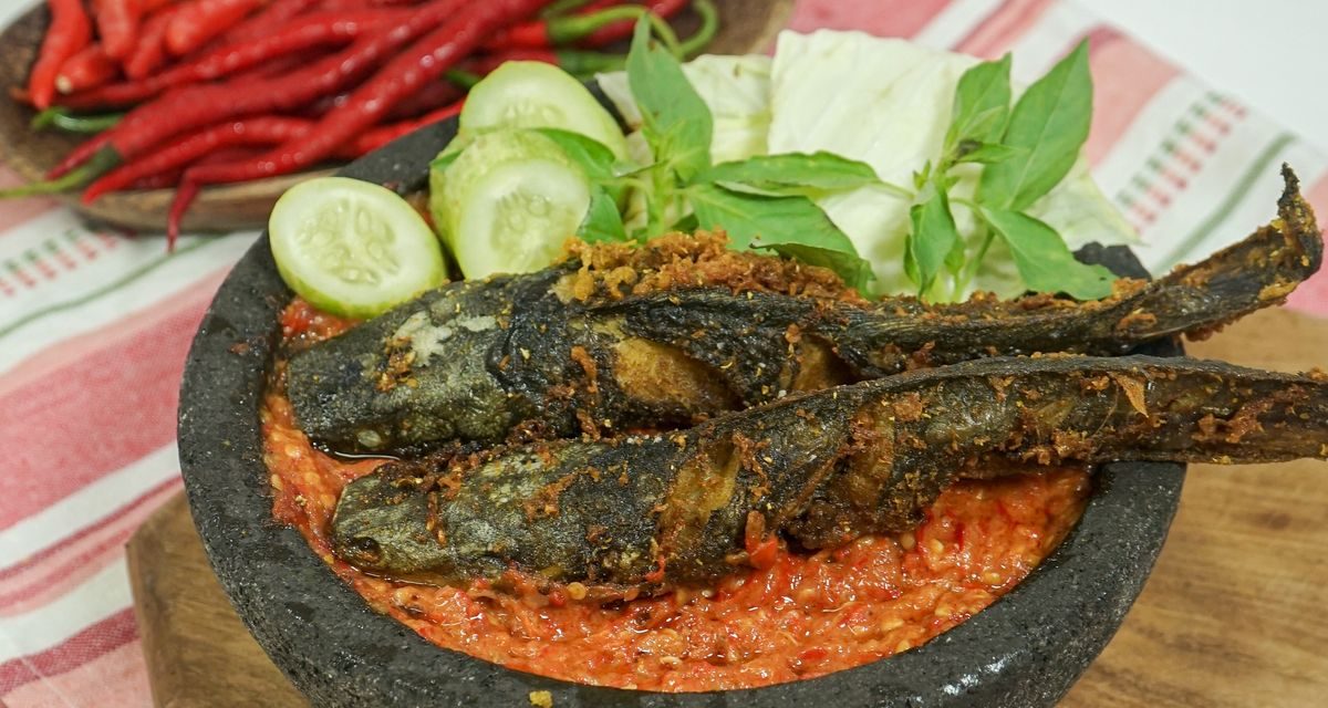 Bikin Nagih! Resep Pecel Lele Lamongan yang Renyah dan Super Gurih
