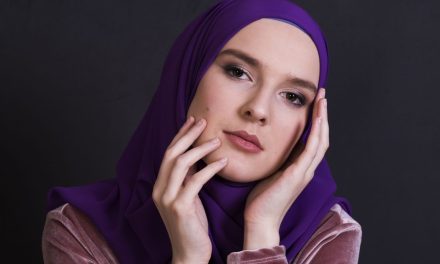Rahasia Complexion Flawless di Hari Lebaran, Makeup Tahan Seharian Tanpa Cakey!