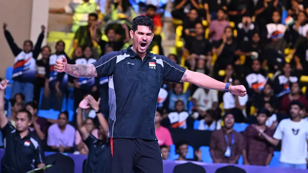 Timnas voli putra Indonesia merayakan kemenangan usai menjuarai AVC Men's Volleyball Cup 2026 