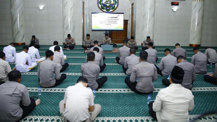 Polri Gelar Dzikir Bersama Sambut Hari Bhayangkara ke-80