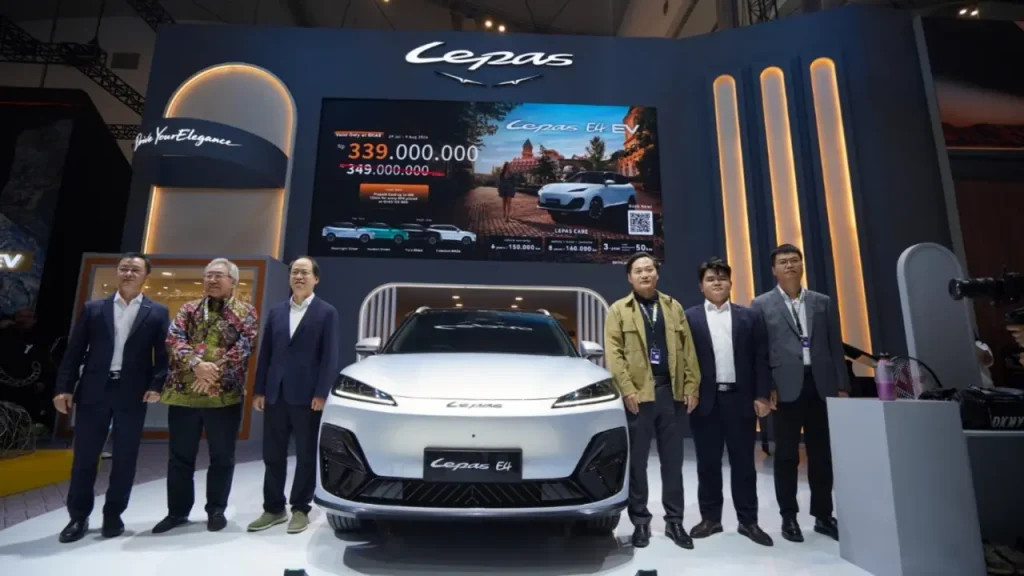 LEPAS E4 EV dan L8 PHEV di GIIAS 2026