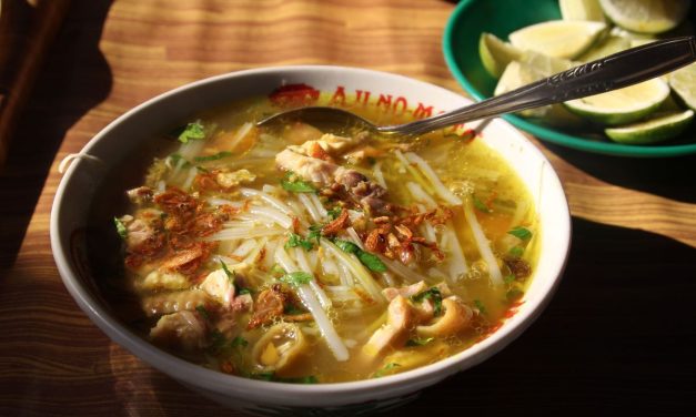 Resep Soto Ayam Bening Rumahan, Kuah Gurih dan Harum Tanpa Santan