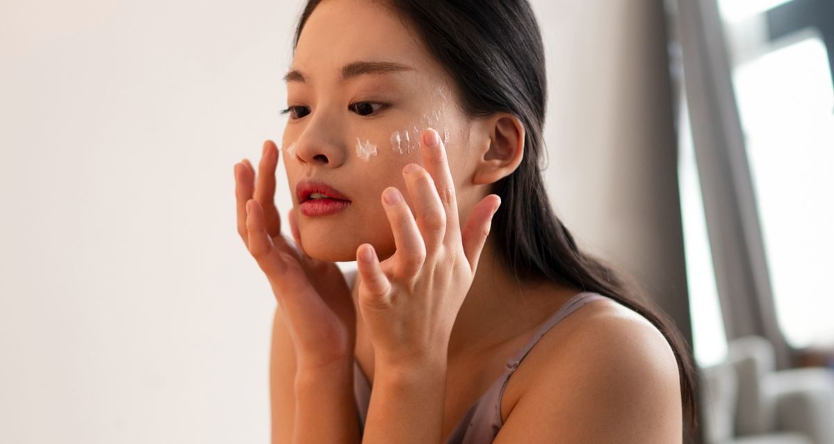 Skincare dan Fashion, Begini Cara Membedakan Kebutuhan dan Keinginan