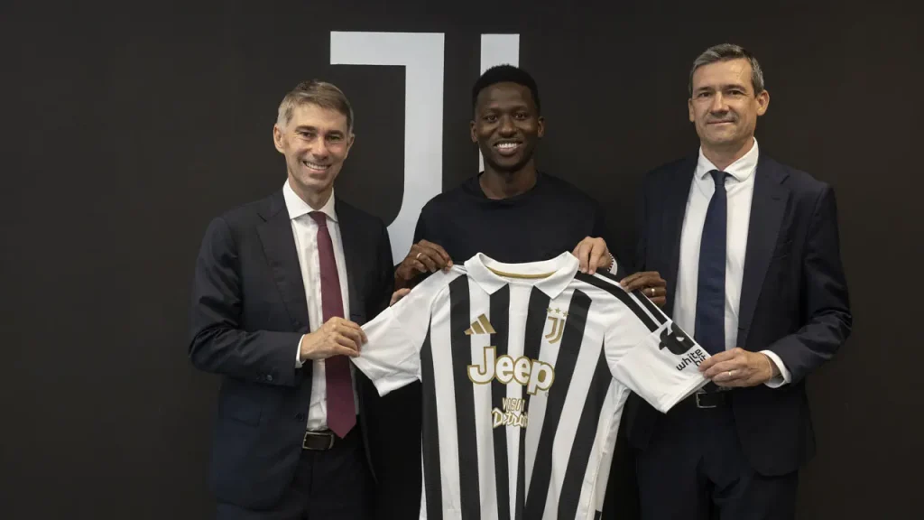 Pape Matar Sarr bergabung dengan Juventus sebagai pemain pinjaman dari Tottenham Hotspur