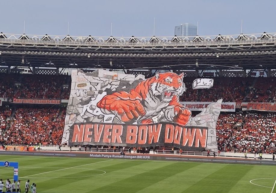 Koreografi The Jakmania Warnai Kemenangan Persija atas Persib