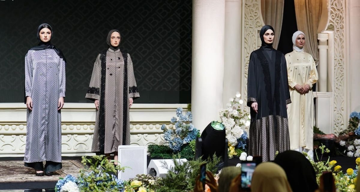 Benang Jarum Hadirkan Monogram Abaya Collection