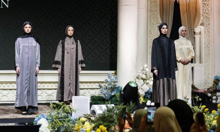Benang Jarum Hadirkan Monogram Abaya Collection